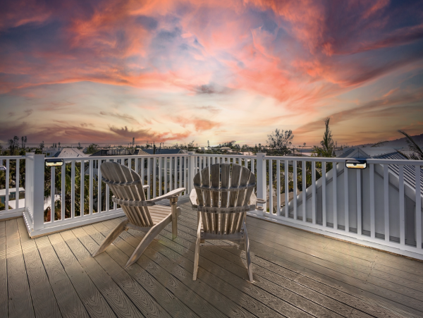 Anna Maria Island Luxury Vacation Rental  4-Bedroom Beach House with Pool & Rooftop Deck