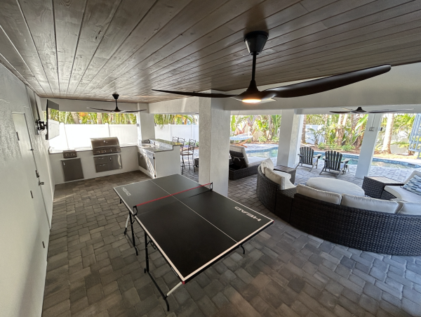 Anna Maria Island Luxury Vacation Rental  4-Bedroom Beach House with Pool & Rooftop Deck