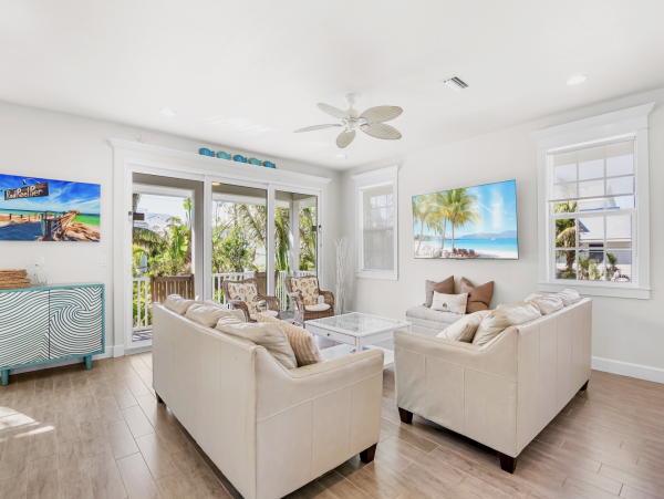 Anna Maria Island Luxury Vacation Rental  4-Bedroom Beach House with Pool & Rooftop Deck
