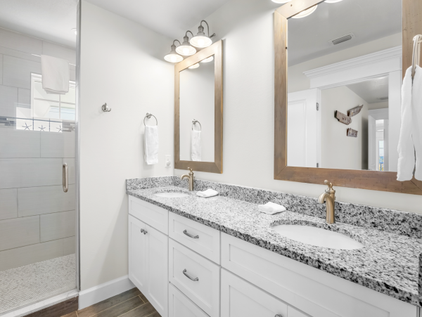 Anna Maria Island Luxury Vacation Rental  4-Bedroom Beach House with Pool & Rooftop Deck