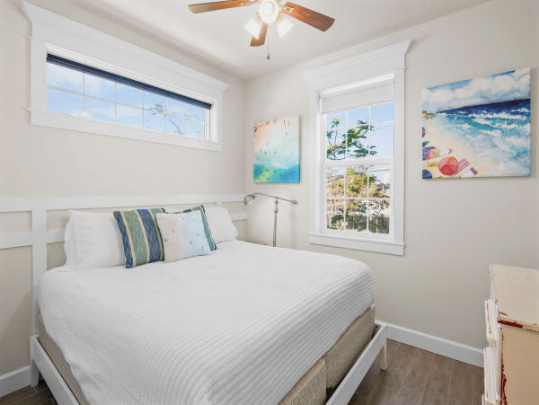 Anna Maria Island Luxury Vacation Rental  4-Bedroom Beach House with Pool & Rooftop Deck