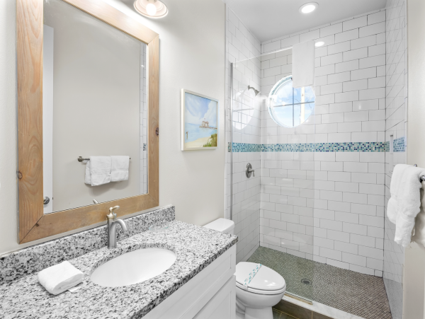 Anna Maria Island Luxury Vacation Rental  4-Bedroom Beach House with Pool & Rooftop Deck