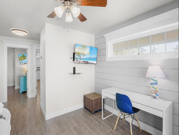 Anna Maria Island Luxury Vacation Rental  4-Bedroom Beach House with Pool & Rooftop Deck
