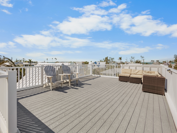 Anna Maria Island Luxury Vacation Rental  4-Bedroom Beach House with Pool & Rooftop Deck