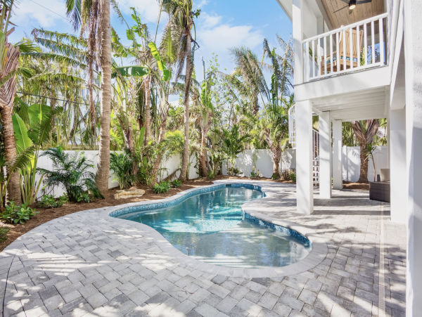Anna Maria Island Luxury Vacation Rental  4-Bedroom Beach House with Pool & Rooftop Deck