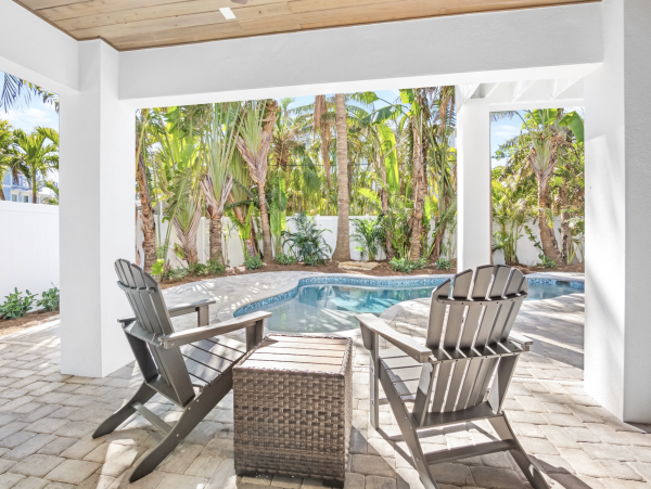 Anna Maria Island Luxury Vacation Rental  4-Bedroom Beach House with Pool & Rooftop Deck