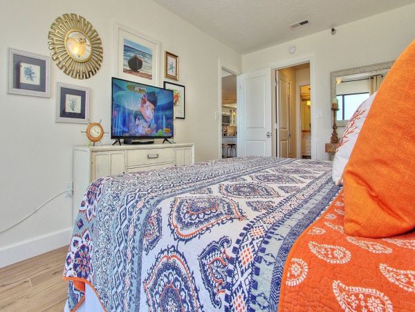 Indian Shores Gulf Front Beach Front Condo - 3 Bedrooms