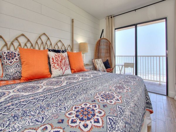 Indian Shores Gulf Front Beach Front Condo - 3 Bedrooms