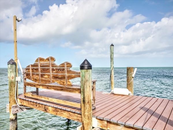 Marathon Four bedroom Oceanfront Home Private Pool Sleeps 9