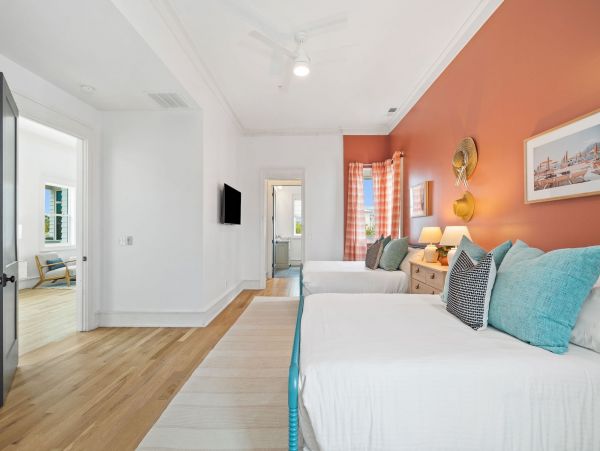Luxurious Vacation Home in Santa Rosa Beach Sleeps 34 Guests