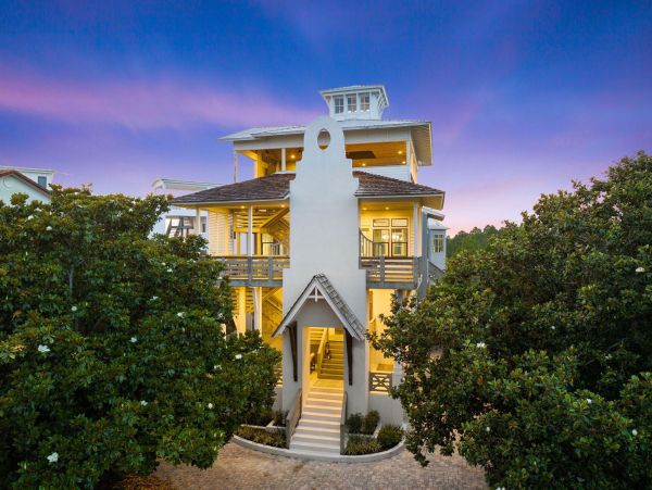 Luxurious Vacation Home in Santa Rosa Beach Sleeps 34 Guests