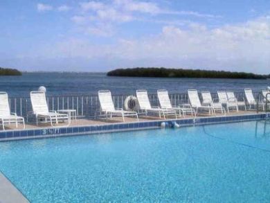 Longboat Key 2 Bedroom Vacation Rental Canal Views Sleeps 4