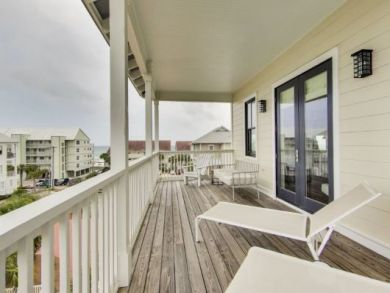 Balcony with Sun Loungers