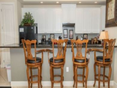 Destin Vacation Condo Sleeps Eight Guests.