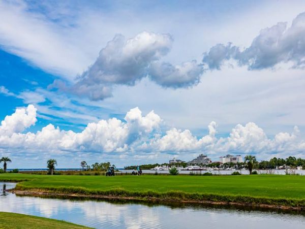 2 Bedroom Vacation Condo with Pool and SPA 7 Guests