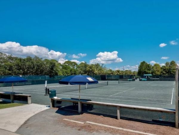 2 Bedroom Vacation Condo with Pool and SPA 7 Guests