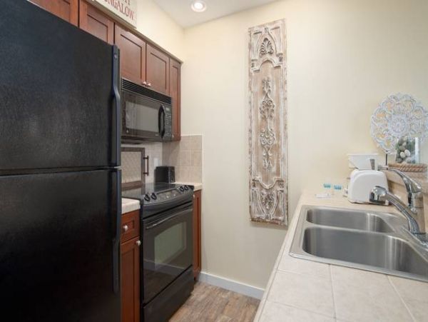 2 Bedroom Vacation Condo with Pool and SPA 7 Guests