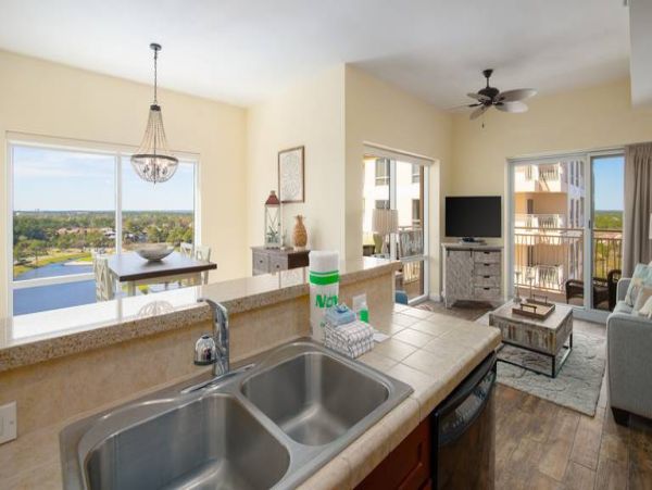 2 Bedroom Vacation Condo with Pool and SPA 7 Guests