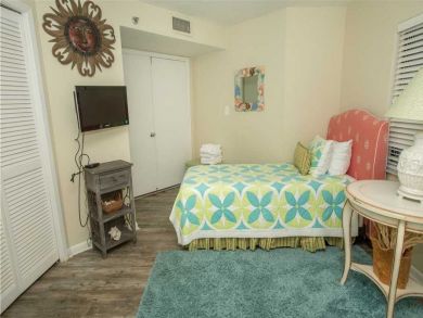 Bedroom - Twin bed