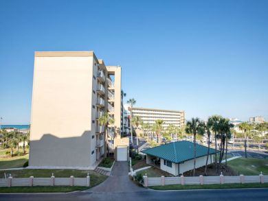 Two Bedroom Vacation Condo in Destin Sleeps 6