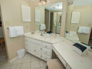 Destin Two Bedroom Two Bathroom Beach Condo Sleeps Six