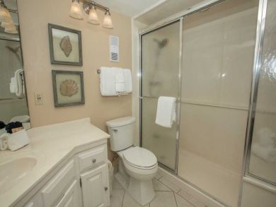 Destin Two Bedroom Two Bathroom Beach Condo Sleeps Six