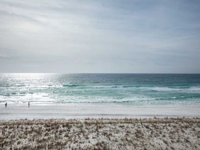 Destin Two Bedroom Two Bathroom Beach Condo Sleeps Six