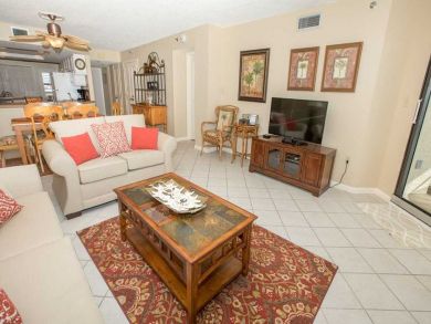 Destin Two Bedroom Two Bathroom Beach Condo Sleeps Six