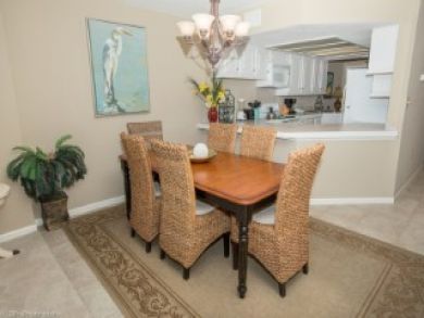 Destin Vacation Condo Sleeps Six Guests.