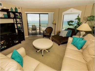 Destin Vacation Condo Sleeps Six Guests.