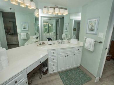 Three Bedroom Two Bathroom Beach Condo Sleeps Eight