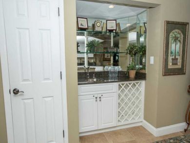 Two Bedroom Beach Vacation Condo Sleeps Six