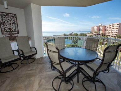 Two Bedroom Beach Vacation Condo Sleeps Six