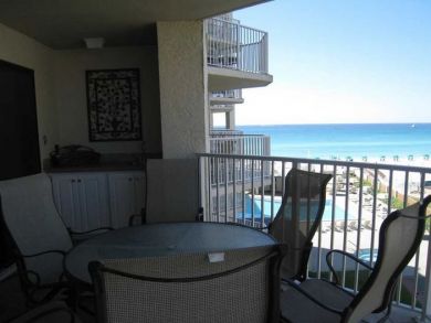 Two Bedroom Beach Vacation Condo Sleeps Six