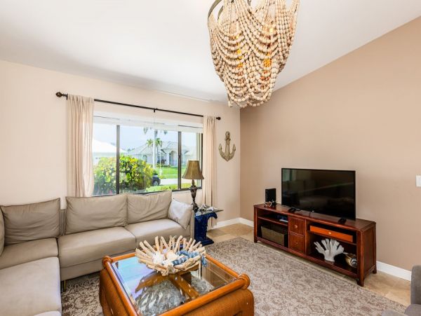 Marco Island Canal Front Vacation Home Sleeps 6 Guests