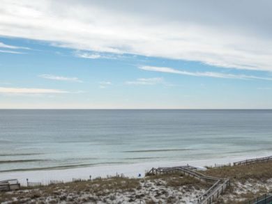 Beachside Condo in Destin Two Bedrooms Sleeps 6 Guests