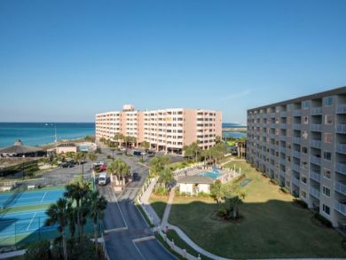 Destin Vacation Rental Condo Two Bedrooms Sleeps 6