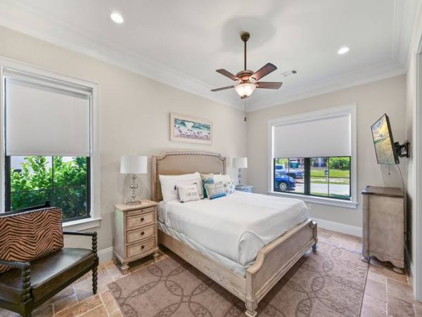 Vacation Villa in Miramar with Tennis Court and Golf Course