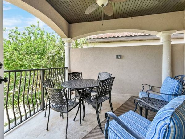 Vacation Villa in Miramar with Tennis Court and Golf Course
