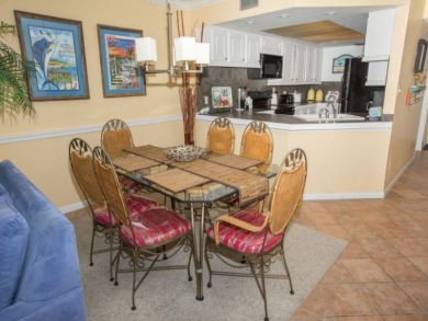 Destin Beachfront Condo Two Bedroom Sleeps Eight