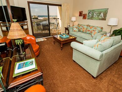 Two Bedroom Vacation Condo in Destin, Walk to Beach