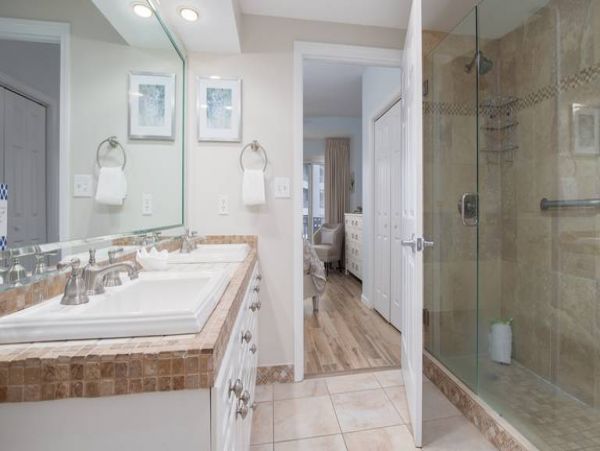 Ocean View Vacation Beach Condo in Miramar Beach 6 Guests