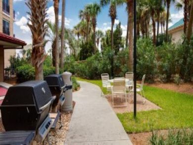 Miramar Vacation Condo Sleeps Six Guests.
