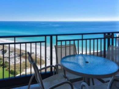 Miramar Vacation Condo Sleeps Six Guests.