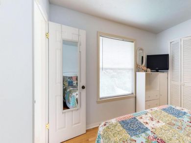 Two bedroom private pool with short walk to beach