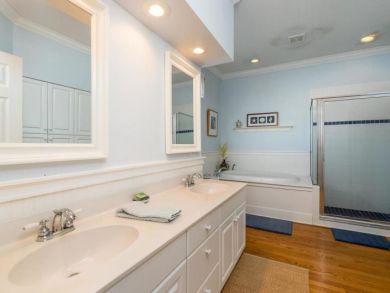 Two bedroom private pool with short walk to beach