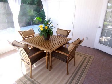 Beautiful and cozy 2 bedroom with private pool