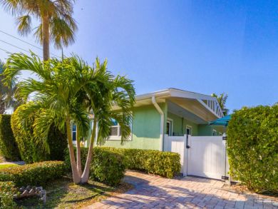 Anna Maria value at its best only 1 block from beach