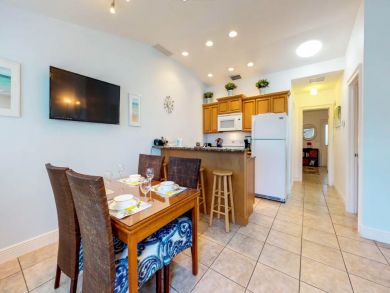 Anna Maria value at its best only 1 block from beach