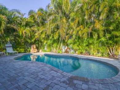 Anna Maria value at its best only 1 block from beach